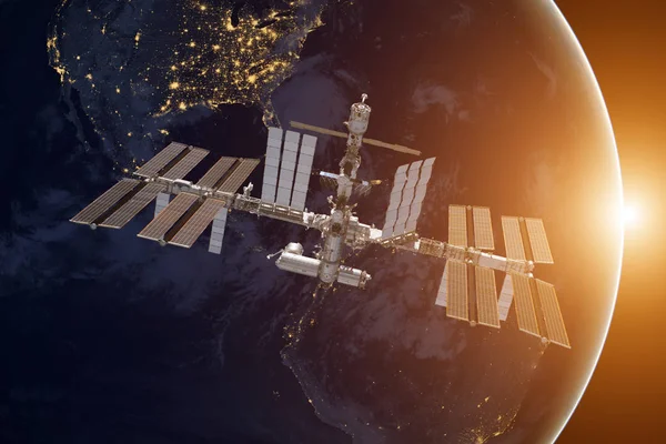 Estación Espacial Internacional sobre el planeta Tierra. —  Fotos de Stock
