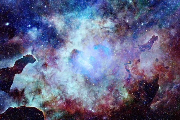 Nebulosa e stelle nello spazio profondo. Elementi di questa immagine forniti dalla NASA — Foto Stock