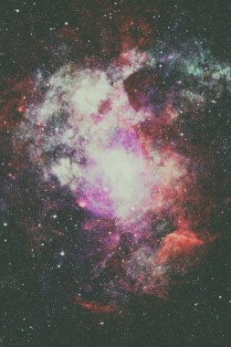 Bulutsusu ve uzayda yıldız. Bu görüntü furnishe unsurları