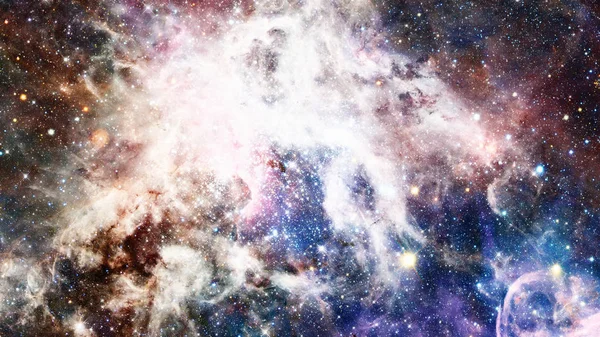 Universo cheio de estrelas, nebulosas e galáxias. — Fotografia de Stock