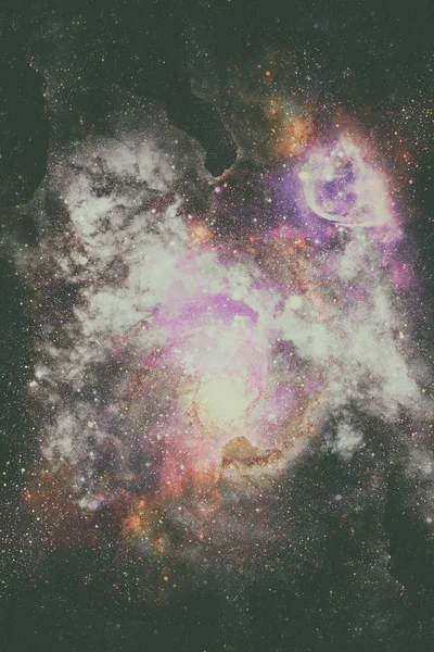 Изображение туманности в открытом космосе. Элементы этого образа — стоковое фото