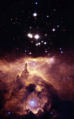 NGC 6357 Akrep takımyıldızı yönünde bulunan bir dağılmış bulutsu..