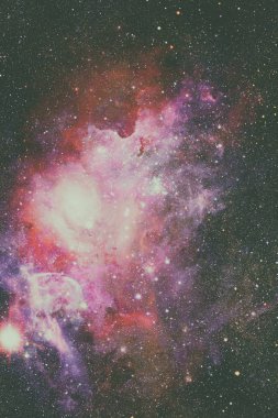 Renkli nebula ve evrendeki açık yıldız kümesi.