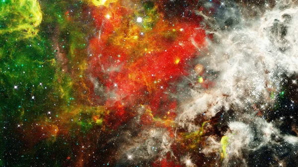 Вселенная с туманностями, звездами и галактиками в космосе. — стоковое фото