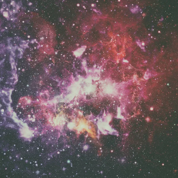 Прекрасна туманність, зірки і галактики . — стокове фото