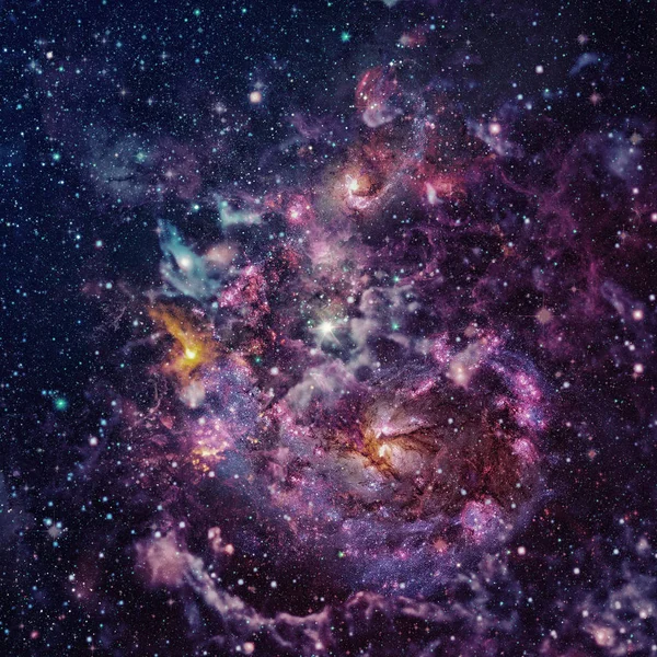 Spiral galaksi ve uzay nebulası.