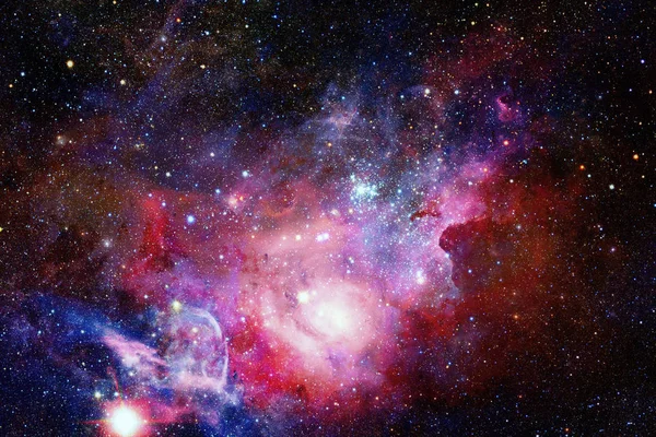 Nebuloasa colorată și roiul deschis de stele din univers . — Fotografie, imagine de stoc