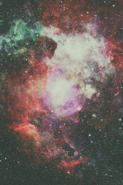 Nebula ve yıldızlar uzayda. Bu görüntünün elementleri NASA tarafından desteklenmektedir.