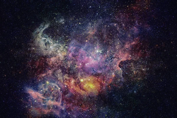 Nebula ve galaksi uzayda. Bu görüntünün elementleri NASA tarafından desteklenmektedir.