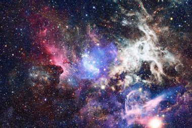 Nebula ve galaksiler uzayda. Bu görüntünün elementleri NASA tarafından desteklenmektedir.