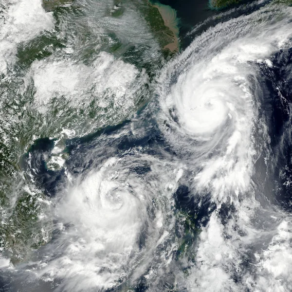 Typhoons Talim e Doksuri. Elementi di questa immagine forniti dalla NASA . — Foto Stock