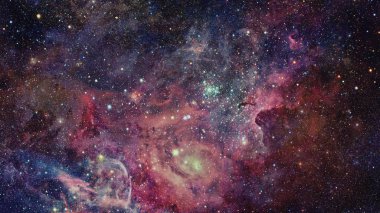 Renkli nebula ve evrendeki açık yıldız kümesi.