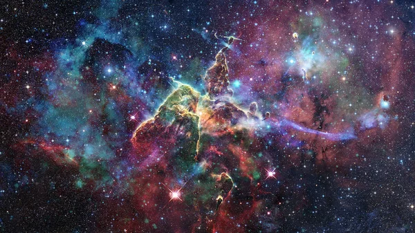 卡里纳星云中的神秘山美国航天局提供的这一图像的要素. — 图库照片