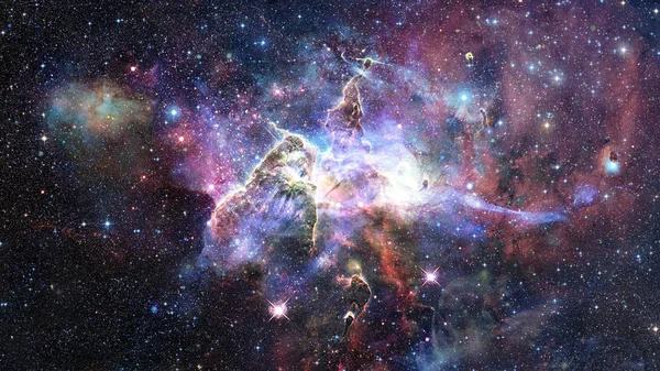 Το Μυστικό Βουνό στο Νεφέλωμα Καρίνα. Στοιχεία αυτής της εικόνας που παρέχονται από τη NASA. — Φωτογραφία Αρχείου