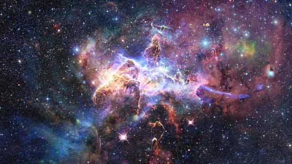 Montaña Mística en la Nebulosa Carina. Elementos de esta imagen proporcionados por la NASA. — Foto de Stock