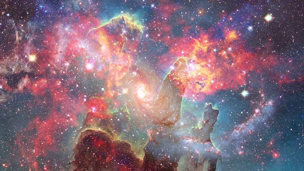 Spiralgalaxie im All. Elemente dieses von der NASA bereitgestellten Bildes. — Stockfoto