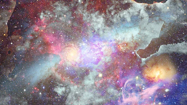 Nebulosa och stjärnor i yttre rymden. Delar av denna bild tillhandahålls av NASA. — Stockfoto