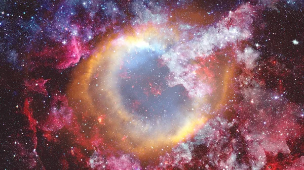 これまでのところ 宇宙空間に対して星雲や星のフィールド輝いている Nasaによって提供されたこの画像の要素 — ストック写真