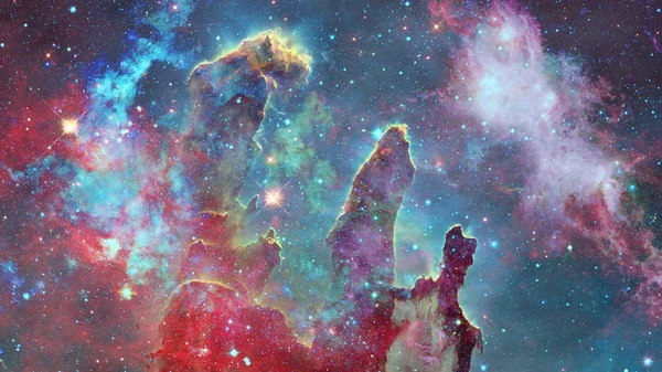 Farbige Nebel und offene Sternhaufen im Universum. — Stockfoto