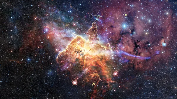Mystic Mountain Region Mgławicy Carina Sfotografowana Przez Kosmiczny Teleskop Hubble — Zdjęcie stockowe