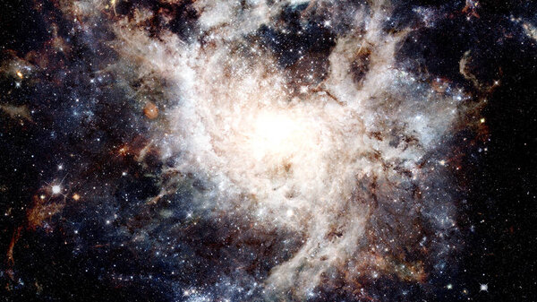 Звездное рождение в крайности. Элементы этого изображения предоставлены НАСА