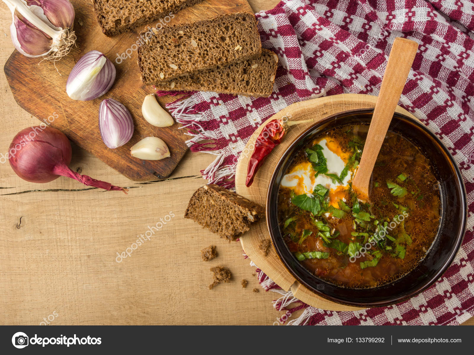 Kırmızı lahana lezzetli borsch Kırmızı lahana lezzetli borsch