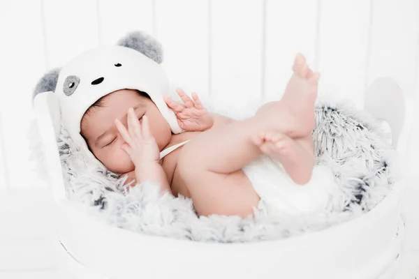 A small miracle in a soft crib — Stock Photo, Image