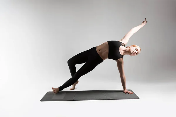 Gimnasia y Yoga —  Fotos de Stock