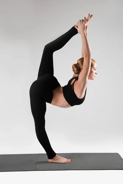 Gimnasia y Yoga —  Fotos de Stock