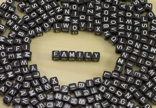 แนวคิดของคําว่า ครอบครัว — ภาพถ่ายสต็อก