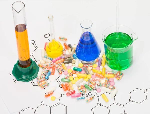 Production of drugs in the laboratory — Stock Photo, Image