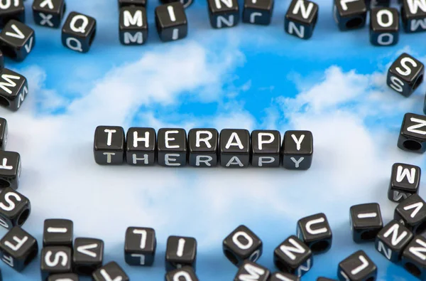 Ordet terapin på sky bakgrunden — Stockfoto