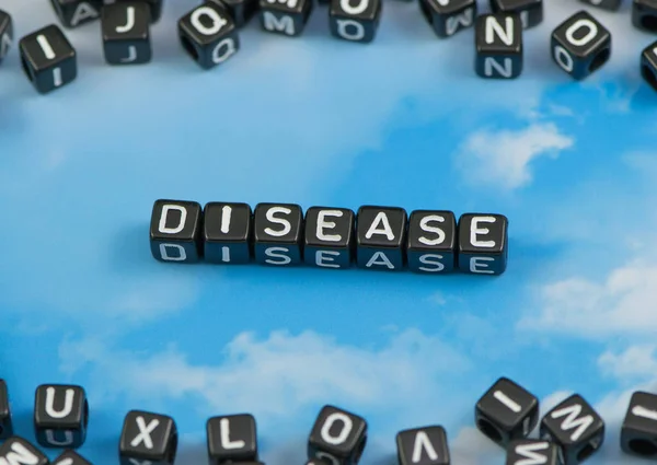 Gökyüzü arka plan üzerinde kelime hastalığı