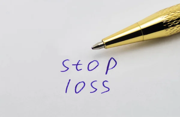 Kağıt üzerinde kelime zararı durdur