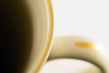 Siyah çay bir kupa yakın yukarı