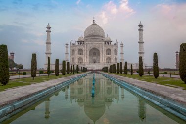 Taj Mahal - Agra Hindistan gündoğumu, dünya mirası. 