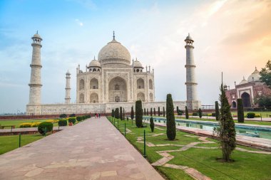 Taj Mahal - Agra Hindistan gündoğumu, Unesco Dünya Mirası. 