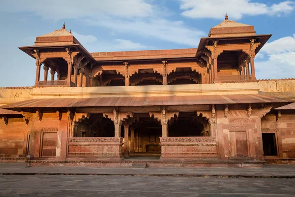 Templo de Jodha bai construído com arenito vermelho em Fatehpur Sikri Agra — Fotografia de Stock