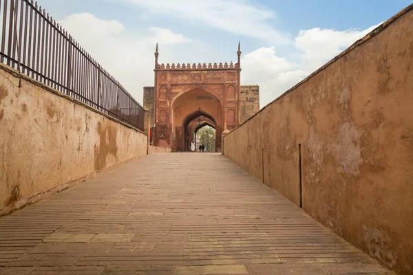 Fuerte Agra - un hito histórico y marca de la arquitectura mogol en la India . — Foto de Stock