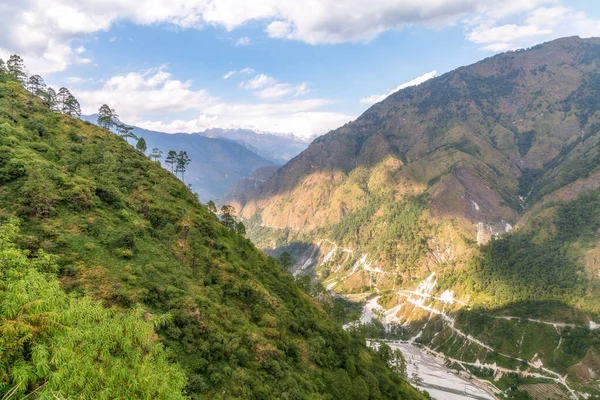 Belo Vale Rio Montanha Com Paisagem Cênica Munsiyari Uttarakhand Índia — Fotografia de Stock