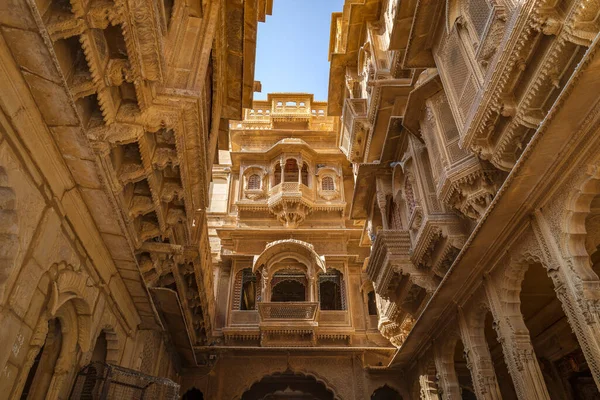 Edifício Património Rajasthan Feito Calcário Amarelo Com Obras Arte Intrincadas — Fotografia de Stock
