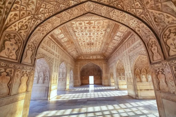 Agra Fort Královský Palác Interiérové Architektury Složitými Nástěnnými Malbami Řezbami — Stock fotografie