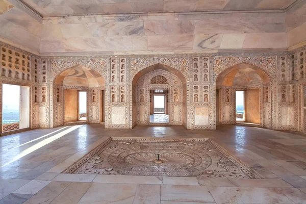Agra Fort Λευκή Μαρμάρινη Αρχιτεκτονική Περίπλοκα Έργα Τέχνης Τοίχου Του — Φωτογραφία Αρχείου