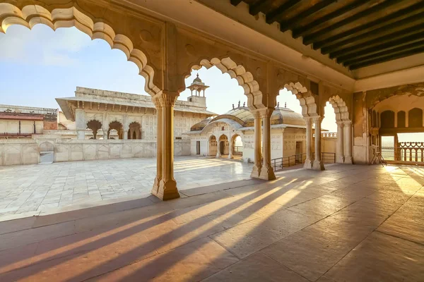 Agra Fort Historischen Mittelalterlichen Königspalast Weißen Marmor Architektur Mit Komplizierten — Stockfoto