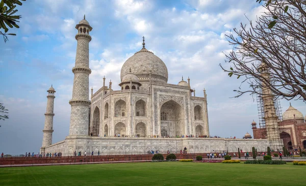 Taj Mahal Historisches Weißes Marmormausoleum Mit Blick Auf Touristen Agra — Stockfoto