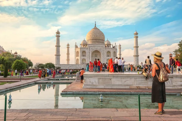 Agra India May 2019 Taj Mahal Mausoleum Vid Solnedgången Med — Stockfoto