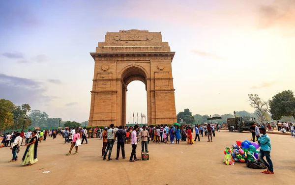 Neu Delhi Indien Oktober 2018 Touristen Genießen Bei Sonnenuntergang Die — Stockfoto