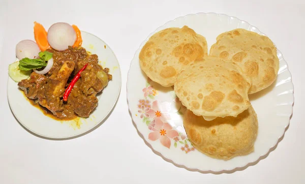 Poori Tradizionali Indiani Fatti Farina Servita Con Sugo Carne Montone — Foto Stock