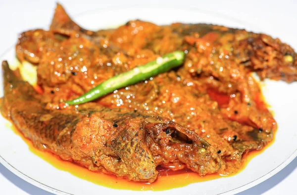 Masakan Ikan Pedas India Disiapkan Dengan Ikan Koi Yang Merupakan — Stok Foto