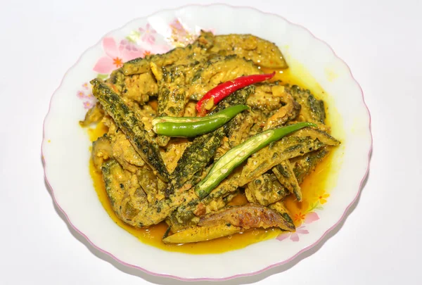 Makanan Vegetarian India Dalam Bentuk Makro Disiapkan Dengan Labu Pahit — Stok Foto